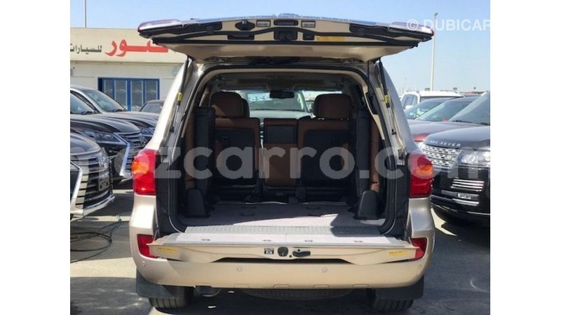 Big with watermark toyota land cruiser cabo delgado import dubai 7349