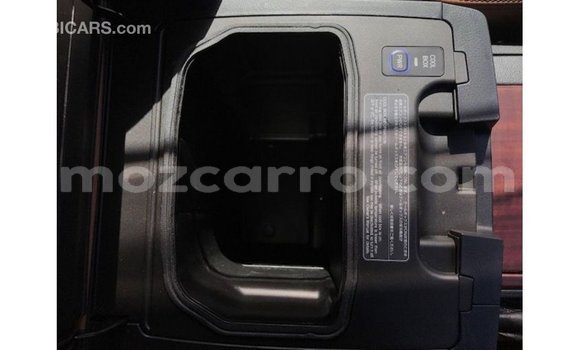 Tenga Imported Toyota Land Cruiser Zvimwe Mota in Import - Dubai in Cabo Delgado Tenga Imported Toyota Land Cruiser Zvimwe Mota in Import - Dubai in Cabo Delgado