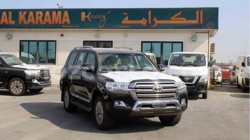 Big with watermark toyota land cruiser cabo delgado import dubai 7358