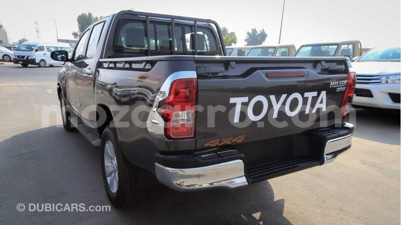 Big with watermark toyota hilux cabo delgado import dubai 7359