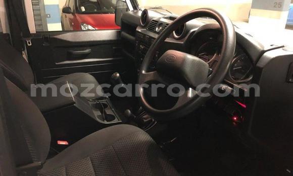 Tenga Tsaru Land Rover Defender Chena Mota in Nampula in Nampula Tenga Tsaru Land Rover Defender Chena Mota in Nampula in Nampula