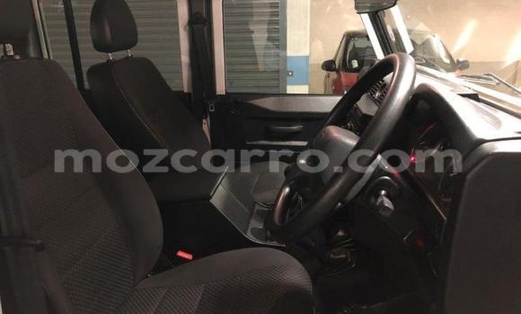 Tenga Tsaru Land Rover Defender Chena Mota in Nampula in Nampula Tenga Tsaru Land Rover Defender Chena Mota in Nampula in Nampula