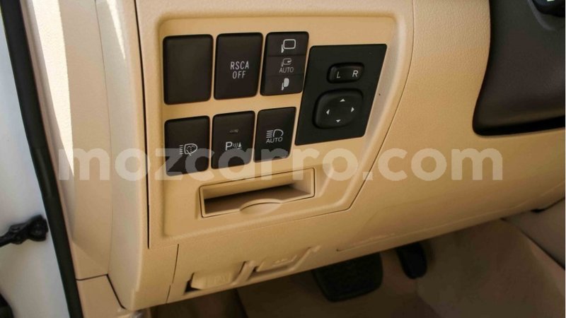 Big with watermark toyota land cruiser cabo delgado import dubai 7364