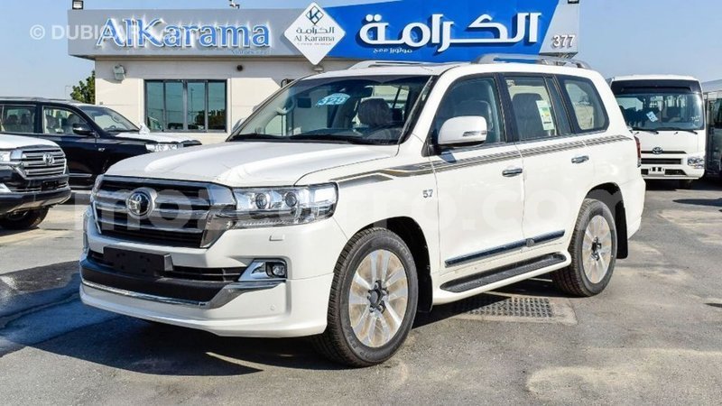 Big with watermark toyota land cruiser cabo delgado import dubai 7368