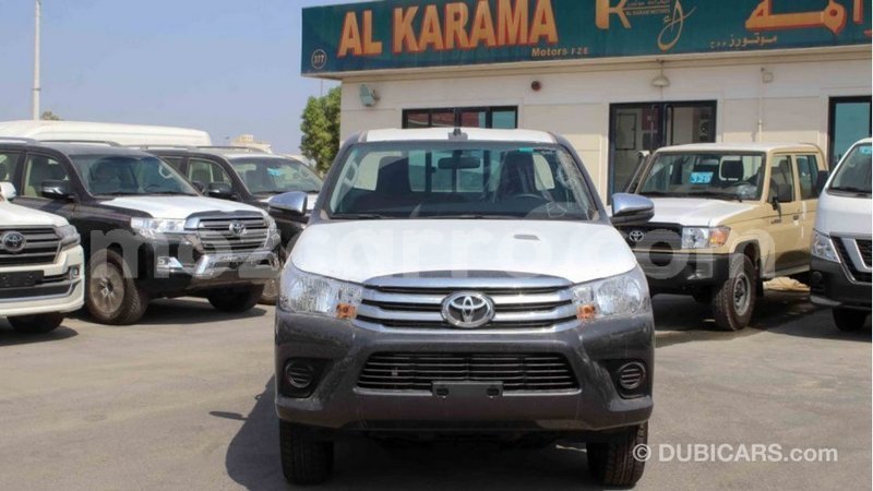 Big with watermark toyota hilux cabo delgado import dubai 7369