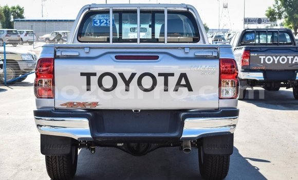 Comprar Importar Toyota Hilux De outros Carro em Import - Dubai em Cabo Delgado Comprar Importar Toyota Hilux De outros Carro em Import - Dubai em Cabo Delgado