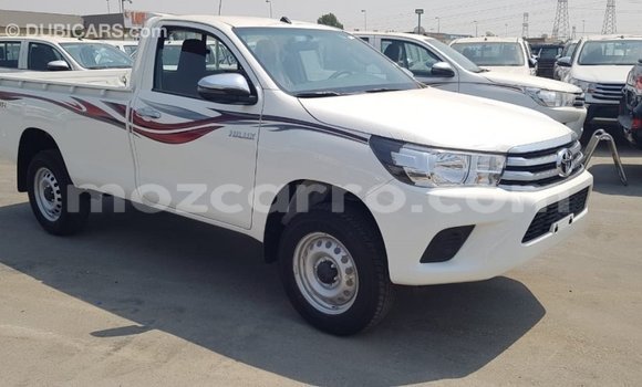 Comprar Importar Toyota Hilux Branco Carro em Import - Dubai em Cabo Delgado Comprar Importar Toyota Hilux Branco Carro em Import - Dubai em Cabo Delgado