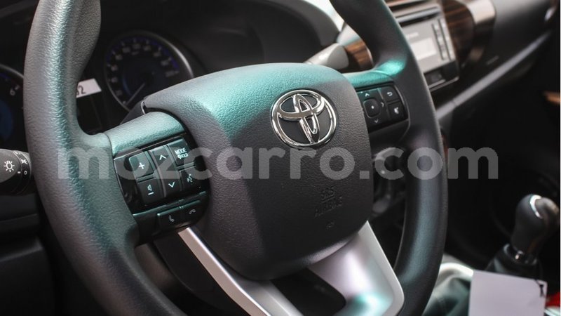 Big with watermark toyota hilux cabo delgado import dubai 7377