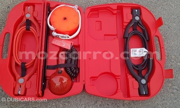 Comprar Importar Toyota Hilux Branco Carro em Import - Dubai em Cabo Delgado Comprar Importar Toyota Hilux Branco Carro em Import - Dubai em Cabo Delgado