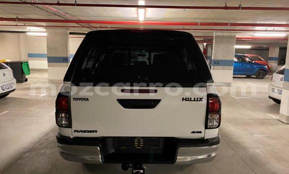 Buy Used Toyota Hilux White Car in Nampula in Nampula Buy Used Toyota Hilux White Car in Nampula in Nampula
