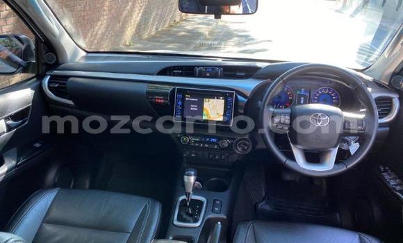 Buy Used Toyota Hilux White Car in Nampula in Nampula Buy Used Toyota Hilux White Car in Nampula in Nampula