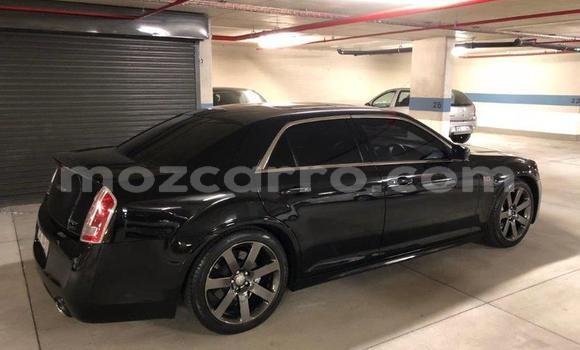 Tenga Tsaru Chrysler 300C SRT8 Nhema Mota in Nampula in Nampula Tenga Tsaru Chrysler 300C SRT8 Nhema Mota in Nampula in Nampula