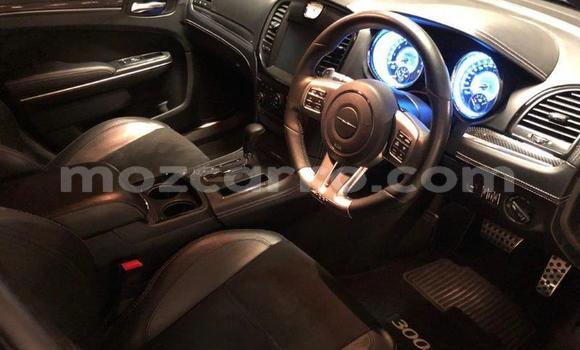 Tenga Tsaru Chrysler 300C SRT8 Nhema Mota in Nampula in Nampula Tenga Tsaru Chrysler 300C SRT8 Nhema Mota in Nampula in Nampula