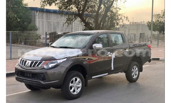 Tenga Imported Mitsubishi L200 Bhurawuni Mota in Import - Dubai in Cabo Delgado Tenga Imported Mitsubishi L200 Bhurawuni Mota in Import - Dubai in Cabo Delgado