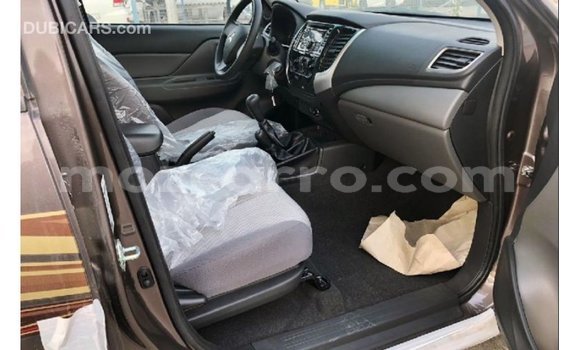 Tenga Imported Mitsubishi L200 Bhurawuni Mota in Import - Dubai in Cabo Delgado Tenga Imported Mitsubishi L200 Bhurawuni Mota in Import - Dubai in Cabo Delgado