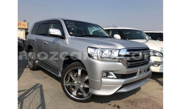 Comprar Importar Toyota Land Cruiser De outros Carro em Import - Dubai em Cabo Delgado Comprar Importar Toyota Land Cruiser De outros Carro em Import - Dubai em Cabo Delgado