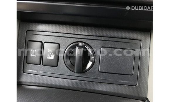 Tenga Imported Toyota Prado Nhema Mota in Import - Dubai in Cabo Delgado Tenga Imported Toyota Prado Nhema Mota in Import - Dubai in Cabo Delgado