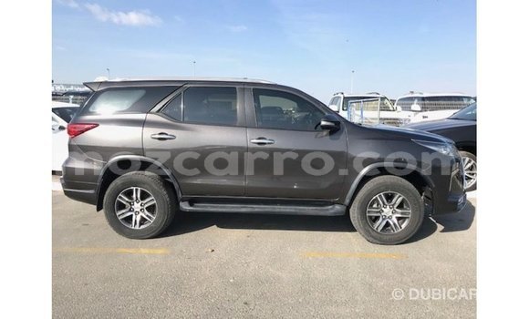 Nunua Imported Toyota Fortuner Nyingine Gari ndani ya Import - Dubai nchini Cabo Delgado Nunua Imported Toyota Fortuner Nyingine Gari ndani ya Import - Dubai nchini Cabo Delgado