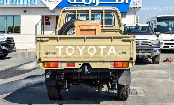 Buy Import Toyota Land Cruiser Beige Car in Import - Dubai in Cabo Delgado Buy Import Toyota Land Cruiser Beige Car in Import - Dubai in Cabo Delgado