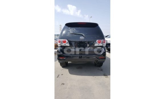 Tenga Imported Toyota Fortuner Nhema Mota in Import - Dubai in Cabo Delgado Tenga Imported Toyota Fortuner Nhema Mota in Import - Dubai in Cabo Delgado