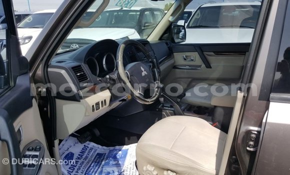 Comprar Importar Mitsubishi Pajero Castanho Carro em Import - Dubai em Cabo Delgado Comprar Importar Mitsubishi Pajero Castanho Carro em Import - Dubai em Cabo Delgado
