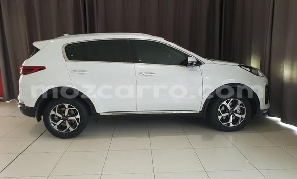 Comprar Usado Kia Sportage Branco Carro em Angoche em Nampula Comprar Usado Kia Sportage Branco Carro em Angoche em Nampula