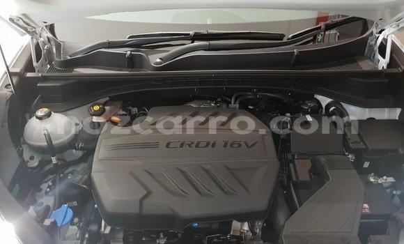 Comprar Usado Kia Sportage Branco Carro em Angoche em Nampula Comprar Usado Kia Sportage Branco Carro em Angoche em Nampula