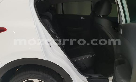 Comprar Usado Kia Sportage Branco Carro em Angoche em Nampula Comprar Usado Kia Sportage Branco Carro em Angoche em Nampula