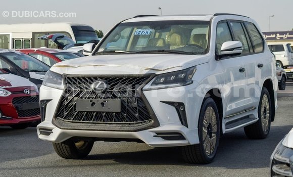 Comprar Importar Lexus LX Branco Carro em Import - Dubai em Cabo Delgado Comprar Importar Lexus LX Branco Carro em Import - Dubai em Cabo Delgado