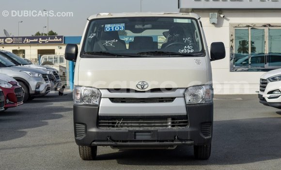 Comprar Importar Toyota Hiace Branco Carro em Import - Dubai em Cabo Delgado Comprar Importar Toyota Hiace Branco Carro em Import - Dubai em Cabo Delgado