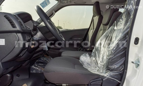 Comprar Importar Toyota Hiace Branco Carro em Import - Dubai em Cabo Delgado Comprar Importar Toyota Hiace Branco Carro em Import - Dubai em Cabo Delgado