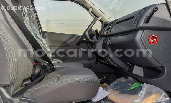 Comprar Importar Toyota Hiace Branco Carro em Import - Dubai em Cabo Delgado Comprar Importar Toyota Hiace Branco Carro em Import - Dubai em Cabo Delgado