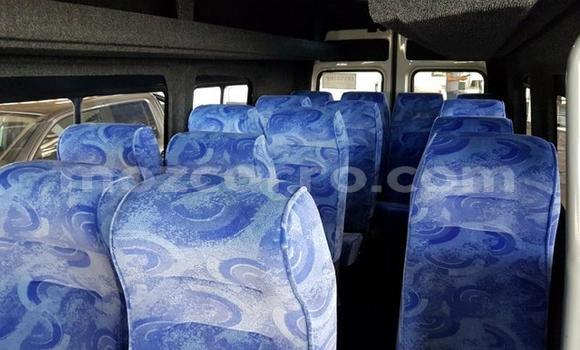 Comprar Usado Volkswagen TRUCK Branco Caminhão em Angoche em Nampula Comprar Usado Volkswagen TRUCK Branco Caminhão em Angoche em Nampula