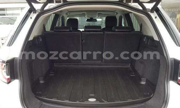 Buy Used Land Rover Discovery Sport White Car in Nampula in Nampula Buy Used Land Rover Discovery Sport White Car in Nampula in Nampula