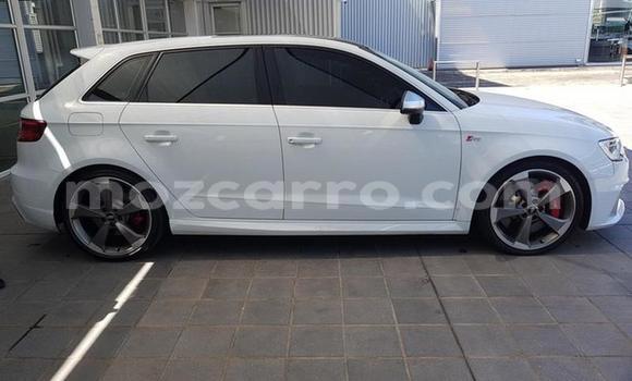 Nunua Ilio tumika Audi RS3 Nyeupe Gari ndani ya Nampula nchini Nampula Nunua Ilio tumika Audi RS3 Nyeupe Gari ndani ya Nampula nchini Nampula