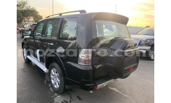 Comprar Importar Mitsubishi Pajero Preto Carro em Import - Dubai em Cabo Delgado Comprar Importar Mitsubishi Pajero Preto Carro em Import - Dubai em Cabo Delgado
