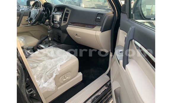 Comprar Importar Mitsubishi Pajero Preto Carro em Import - Dubai em Cabo Delgado Comprar Importar Mitsubishi Pajero Preto Carro em Import - Dubai em Cabo Delgado