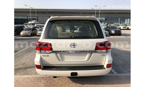 Buy Import Toyota Land Cruiser White Car in Import - Dubai in Cabo Delgado Buy Import Toyota Land Cruiser White Car in Import - Dubai in Cabo Delgado