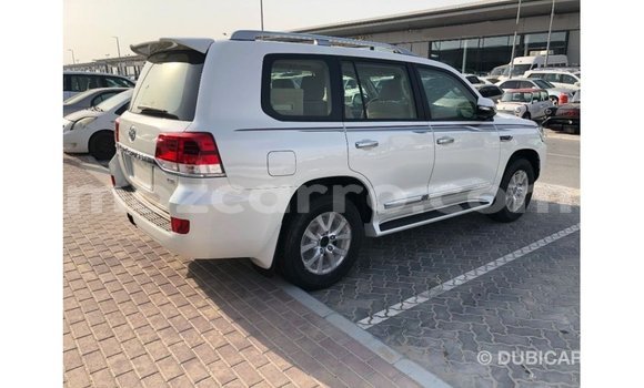 Buy Import Toyota Land Cruiser White Car in Import - Dubai in Cabo Delgado Buy Import Toyota Land Cruiser White Car in Import - Dubai in Cabo Delgado