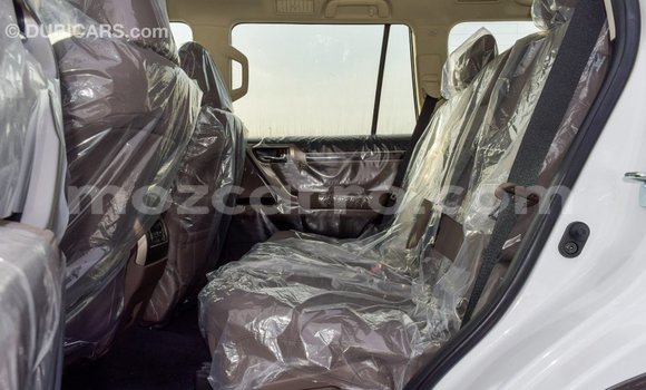 Comprar Importar Lexus GX Branco Carro em Import - Dubai em Cabo Delgado Comprar Importar Lexus GX Branco Carro em Import - Dubai em Cabo Delgado