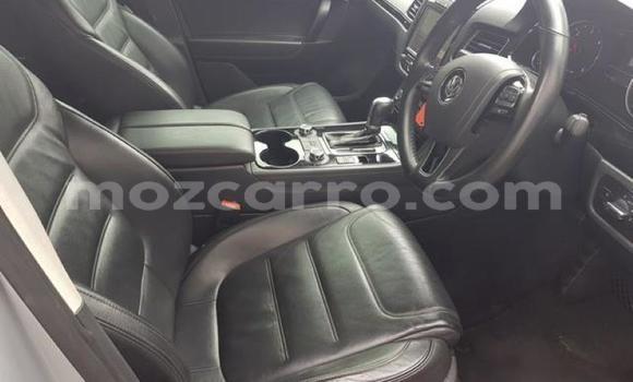 Buy Used Volkswagen Touareg Silver Car in Nampula in Nampula Buy Used Volkswagen Touareg Silver Car in Nampula in Nampula