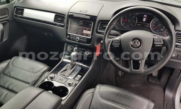 Buy Used Volkswagen Touareg Silver Car in Nampula in Nampula Buy Used Volkswagen Touareg Silver Car in Nampula in Nampula