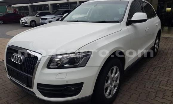 Nunua Ilio tumika Audi Q5 Nyeupe Gari ndani ya Nampula nchini Nampula Nunua Ilio tumika Audi Q5 Nyeupe Gari ndani ya Nampula nchini Nampula