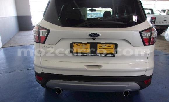 Tenga Tsaru Ford Kuga Chena Mota in Maputo in Maputo Tenga Tsaru Ford Kuga Chena Mota in Maputo in Maputo