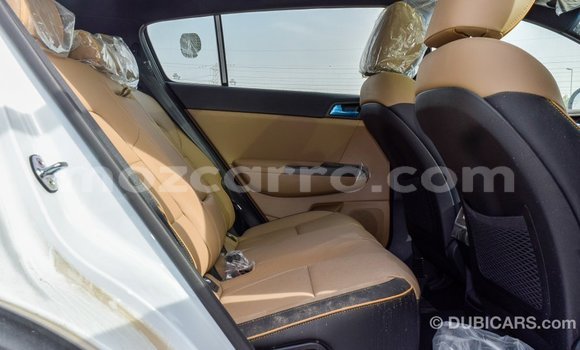 Comprar Importar Kia Sportage Branco Carro em Import - Dubai em Cabo Delgado Comprar Importar Kia Sportage Branco Carro em Import - Dubai em Cabo Delgado