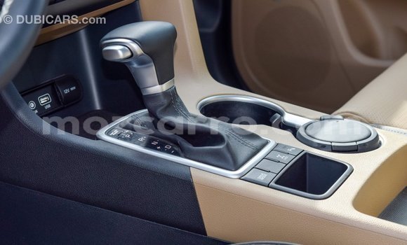 Comprar Importar Kia Sportage Branco Carro em Import - Dubai em Cabo Delgado Comprar Importar Kia Sportage Branco Carro em Import - Dubai em Cabo Delgado