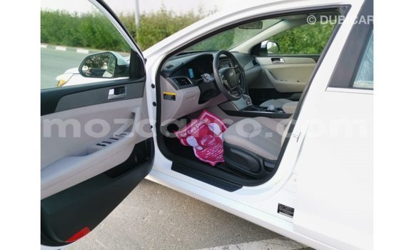 Tenga Imported Hyundai Sonata Chena Mota in Import - Dubai in Cabo Delgado Tenga Imported Hyundai Sonata Chena Mota in Import - Dubai in Cabo Delgado