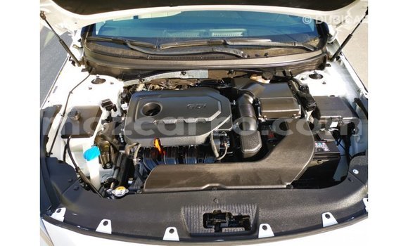 Tenga Imported Hyundai Sonata Chena Mota in Import - Dubai in Cabo Delgado Tenga Imported Hyundai Sonata Chena Mota in Import - Dubai in Cabo Delgado