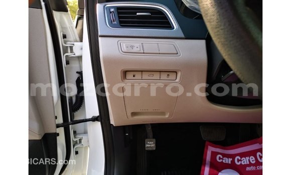 Tenga Imported Hyundai Sonata Chena Mota in Import - Dubai in Cabo Delgado Tenga Imported Hyundai Sonata Chena Mota in Import - Dubai in Cabo Delgado