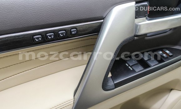 Tenga Imported Toyota Land Cruiser Nhema Mota in Import - Dubai in Cabo Delgado Tenga Imported Toyota Land Cruiser Nhema Mota in Import - Dubai in Cabo Delgado
